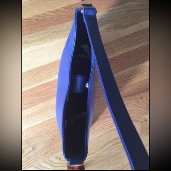 Preston & York shoulder purses navy like new - Picture 8 of 11